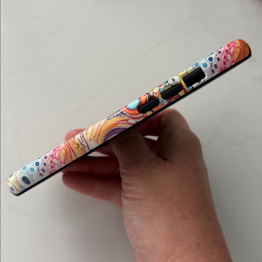 Stringberry iPhone Case 13 Pro - Picture 4 of 7